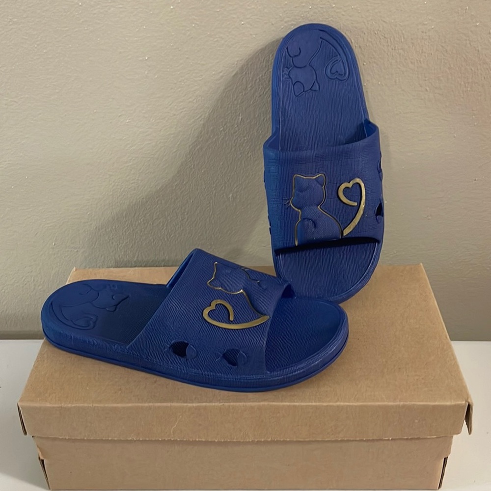 Kids Sandals 24cms - Picture 1 of 16